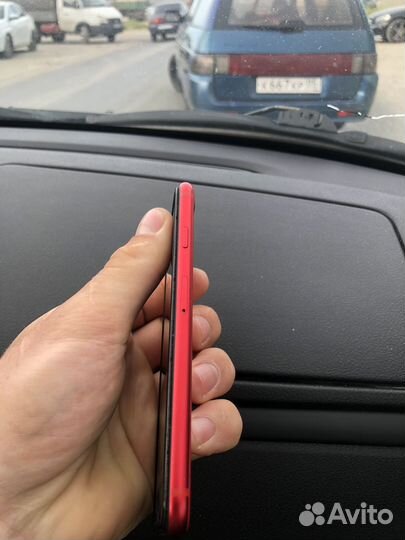 iPhone SE, 128 ГБ