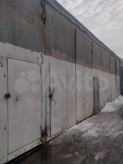 Гараж, > 30 м²