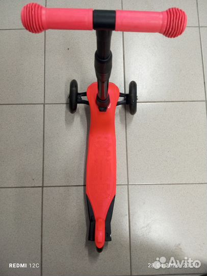 Самокат детский трехколесный