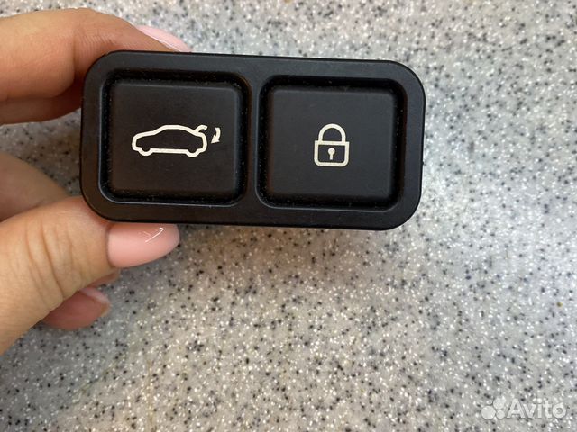 Кнопка багажника Hyundai KIA