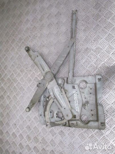 Механизм стеклоподъемника Volvo 3176540