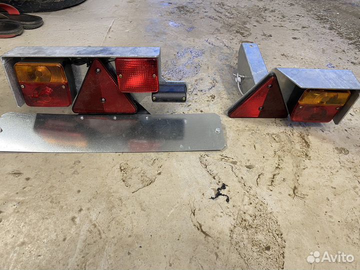 Задние съемные фонари для прицепа мзса