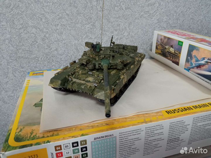 Модель танка Т-90, конструктор звезда