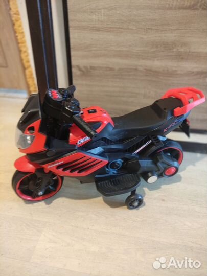 Детский мотоцикл на аккумуляторе б/у 2 года