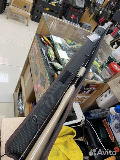 Спиннинг daiko featherweight