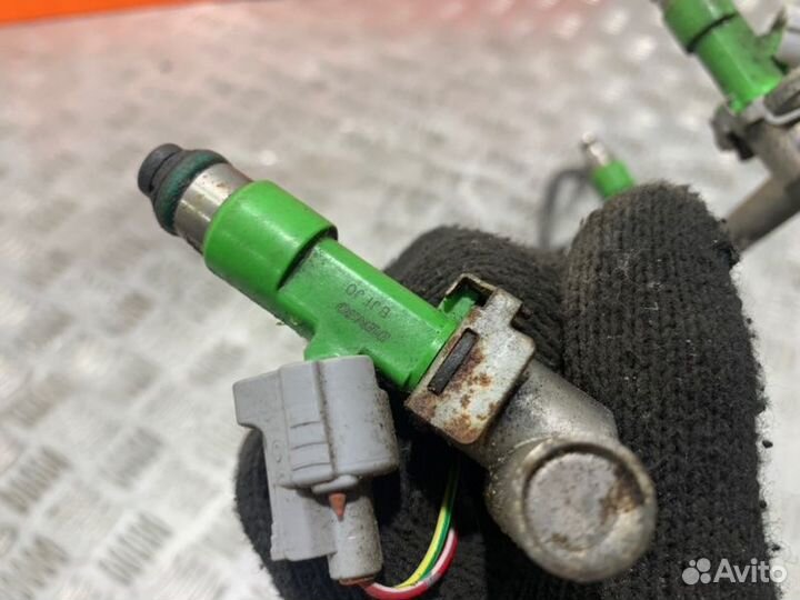 Форсунка топливная Nissan Murano Z51 VQ35DE