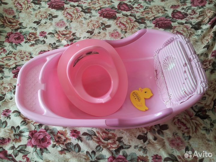 Ванночка, термометр, подушка, накладка на унитаз