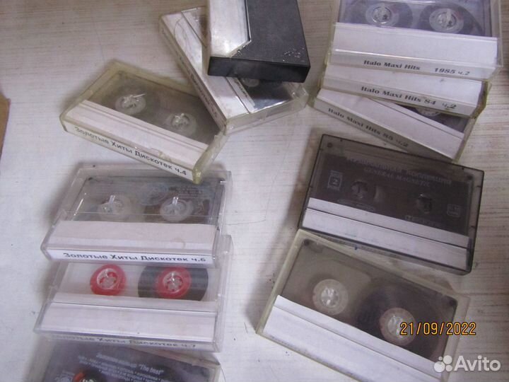Кассеты с записью дискотека 80х
