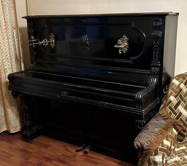 Пианино старинное, антиквариат