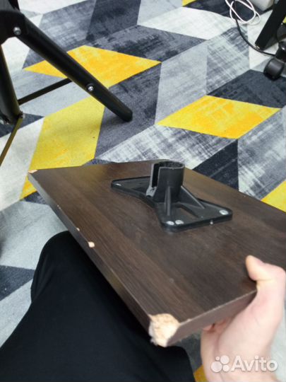 Стойка под проектор подставка