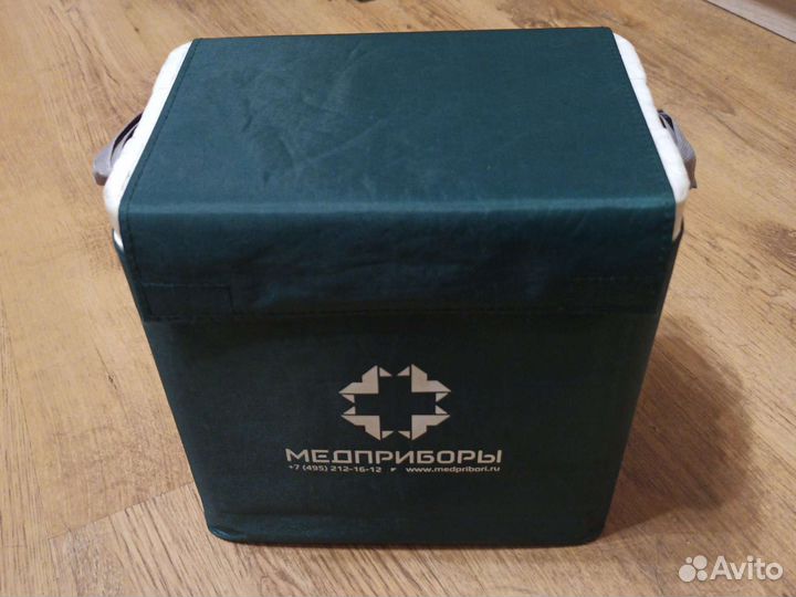 Медицинский термоконтейнер