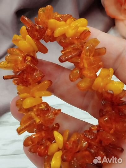 Браслет из янтаря