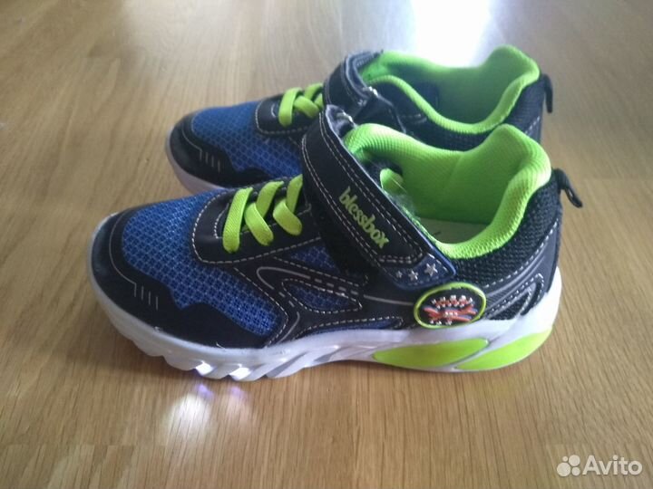 Кроссовки с мигалками, 27-28