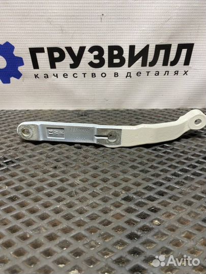 Петля капота правая Volvo FH4 82320177