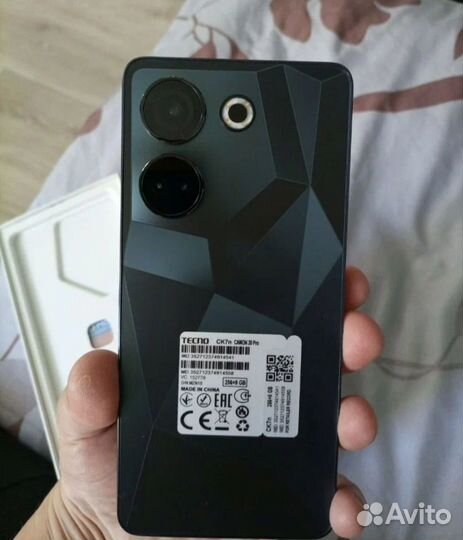 TECNO Camon 20 Pro, 8/256 ГБ