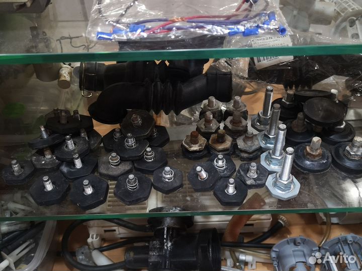 Корпус, планка, люк, крышка, ножки