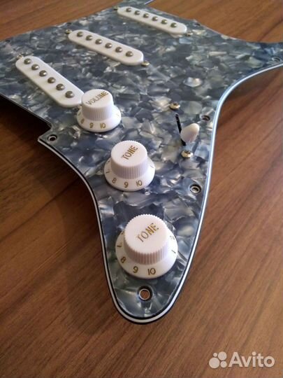 Пикгард Fender Stratocaster SSS