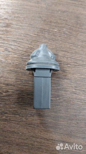 Кнопка Bmw 520D E60 N47 2009