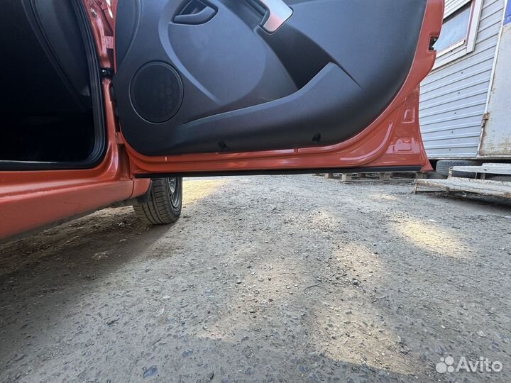 Уплотнители низ двери калина гранта