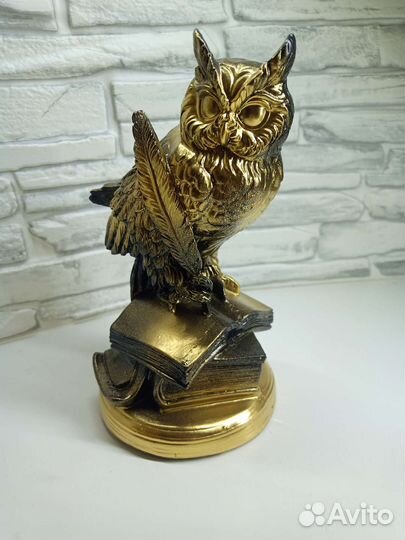 Статуэтка сова ученая с пером