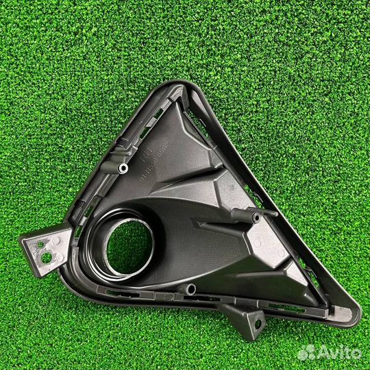 Решетка радиатора Хендай Солярис 2