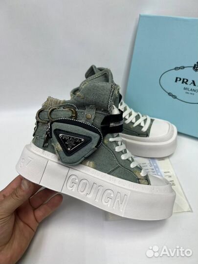 Женские кеды prada