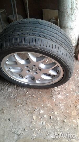 Колесо на Mercedes 255/40/R18