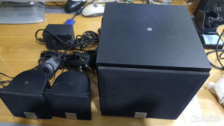 Колонки 2.1 Creative