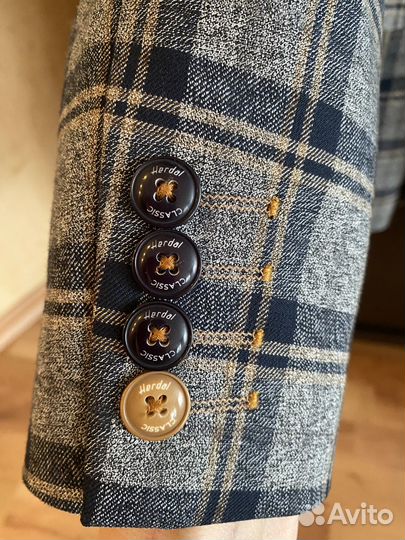 Пиджак подростковый