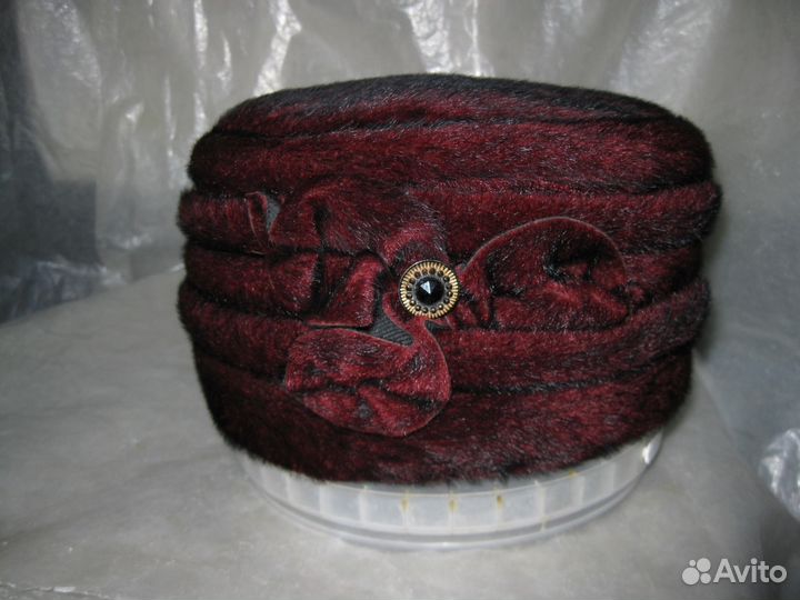 Винтаж. Женская зимняя шапочка