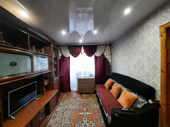 2-к. квартира, 43,8 м², 2/4 эт.