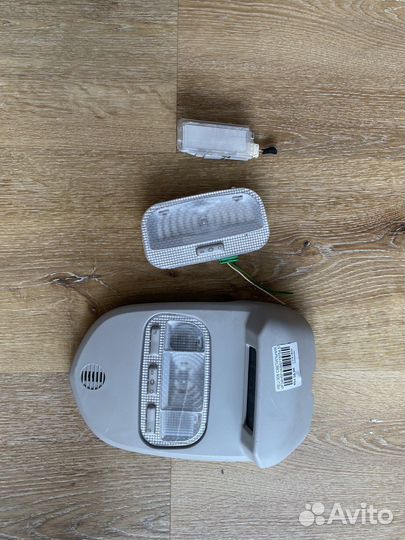 Плафон освещения салона Пежо Ситроен