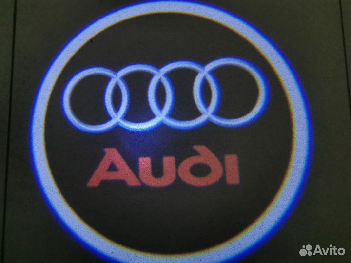 Штатные проекторы логотипа Audi