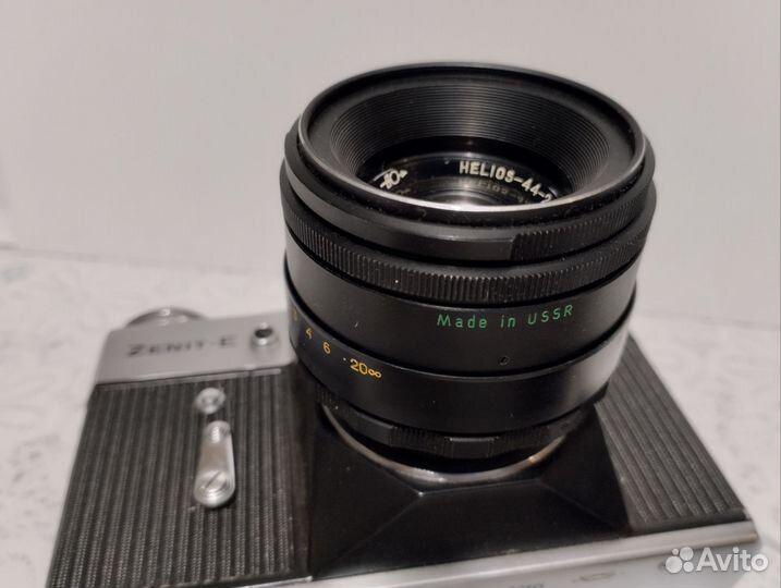 Пленочный фотоаппарат зенит е