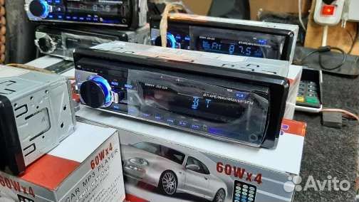 Новая магнитола с Bluetooth 4х60w звук хороший