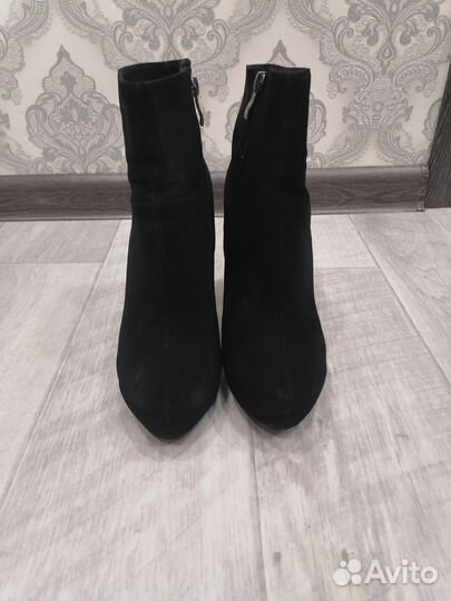 Ботильоны замшевые демисезонные 40