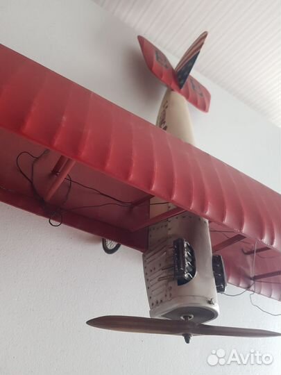 Модель самолета authentic models