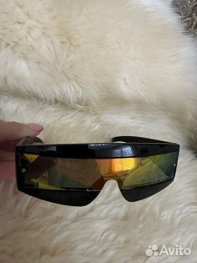 Детские солнцезащитные очки H&M