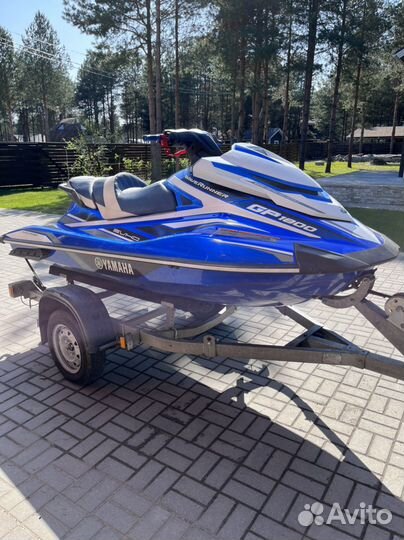 Продам гидроцикл Yamaha GP1800