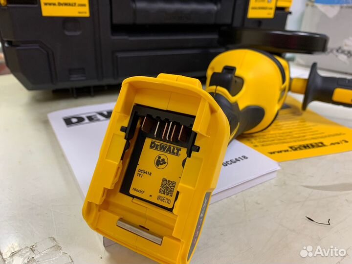 Аккумуляторная ушм dewalt DCG418NT (54В)