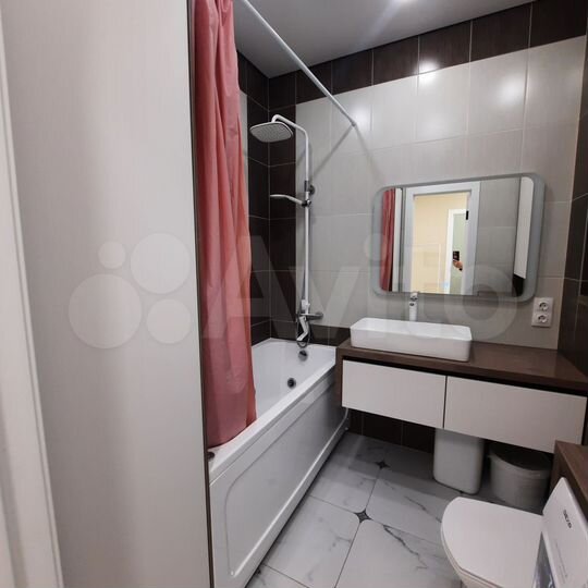 2-к. квартира, 45 м², 1/16 эт.