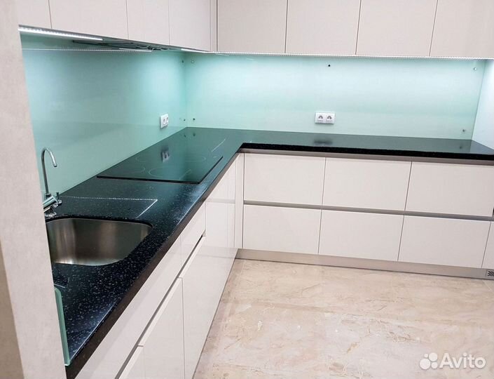 Кухня в потолок на заказ в г.Владимир