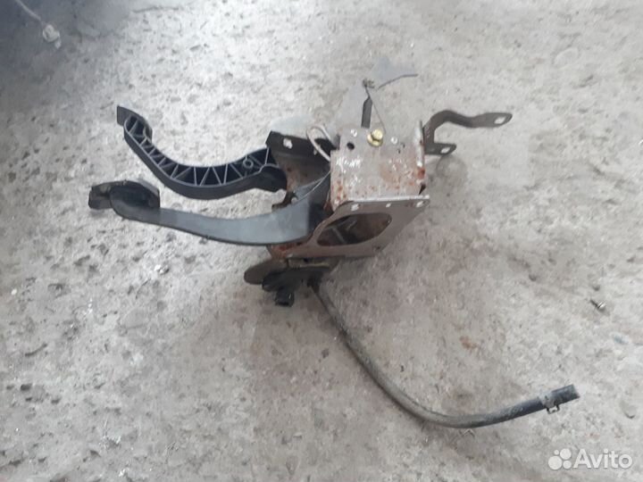 Блок педалей - Ford Mondeo 3