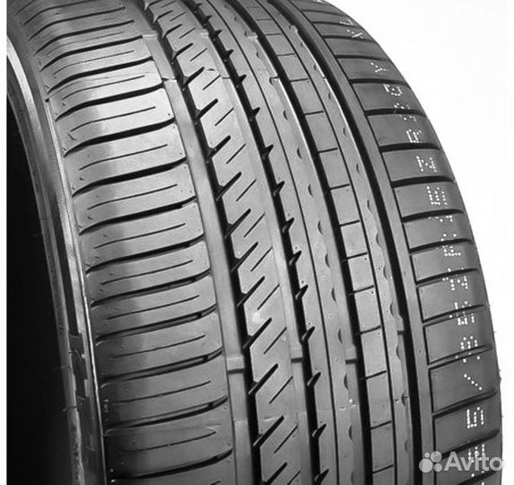 Kinforest KF550-UHP 295/35 R21