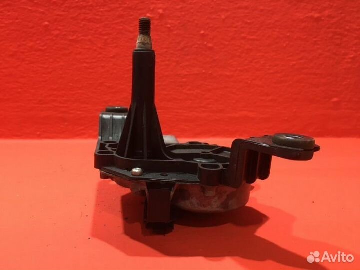 Моторчик стеклоочистителя задний Opel Zafira B