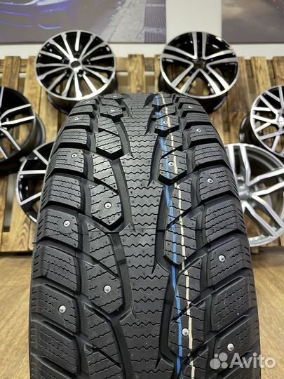 ONYX NY-W703 235/45 R18 98H