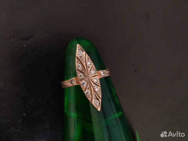 Золотое кольцо перстень