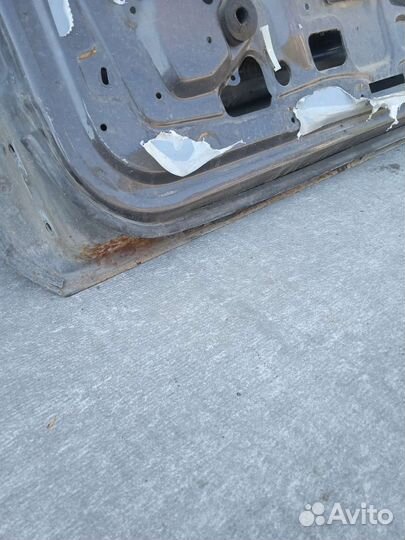 Дверь передняя правая Ford Taurus 1 Форд Таурус 1