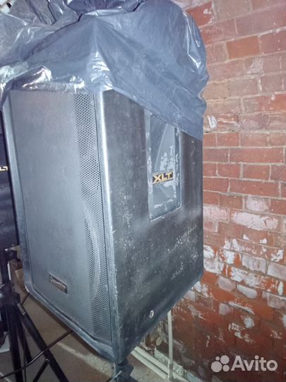 Активный микшерный пульт