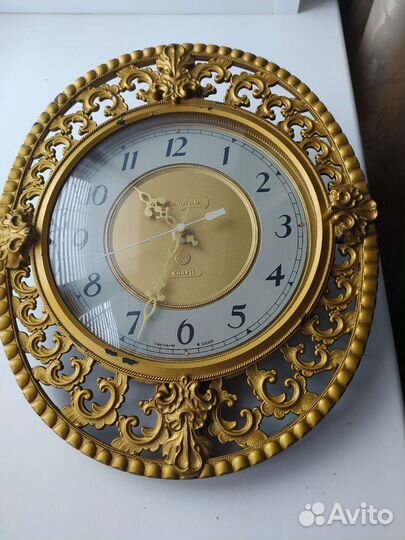 Часы настенные СССР янтарь кварц